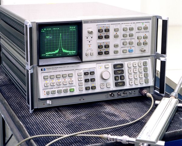 A Hewlett Packard HP-8566B spectrum analyzer